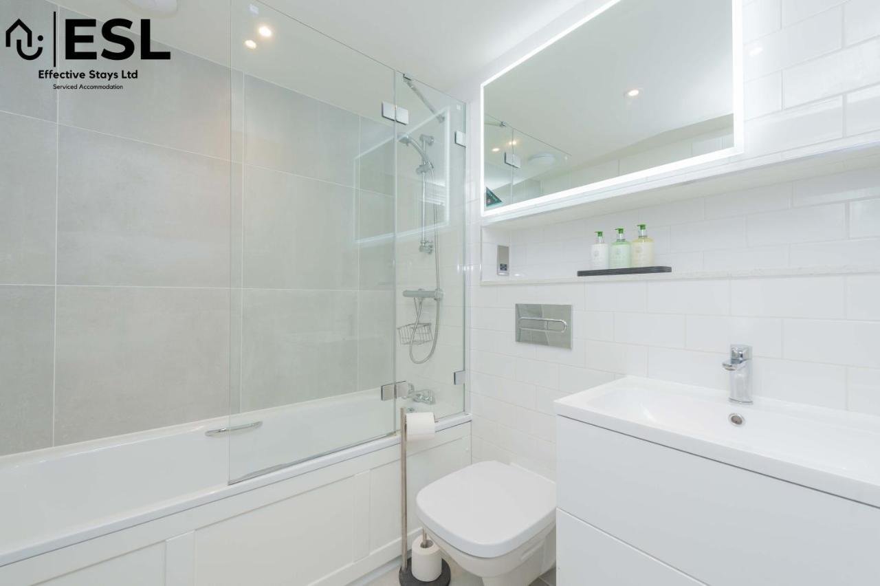 2 Bedroom Church Apartment 5 Mins To Town Centre - Free Parking Shrewsbury Eksteriør bilde