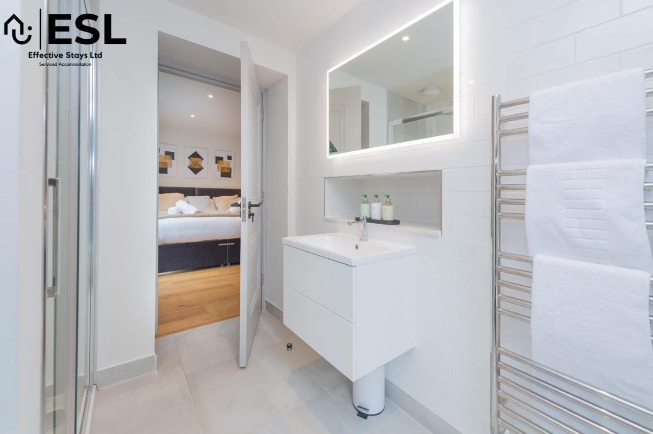 2 Bedroom Church Apartment 5 Mins To Town Centre - Free Parking Shrewsbury Eksteriør bilde