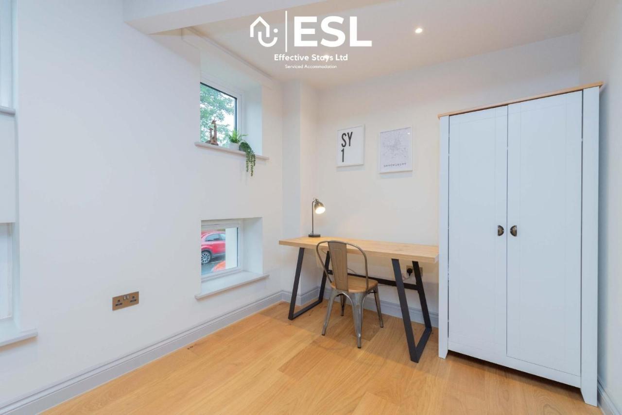 2 Bedroom Church Apartment 5 Mins To Town Centre - Free Parking Shrewsbury Eksteriør bilde