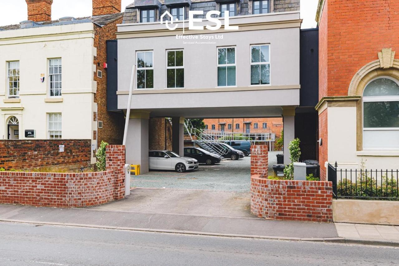 2 Bedroom Church Apartment 5 Mins To Town Centre - Free Parking Shrewsbury Eksteriør bilde